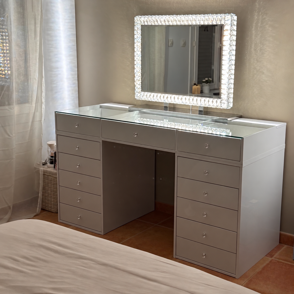 Grande coiffeuse 150 cm avec tiroirs et vitrines