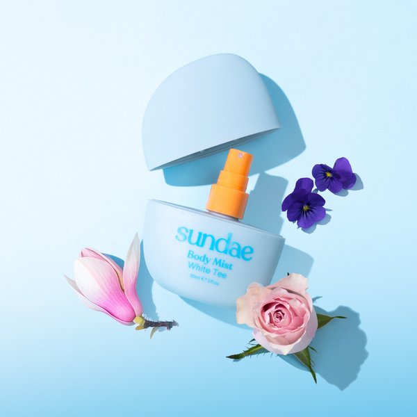 Brume parfumée corps Sundae Body White Tee propre et musquée